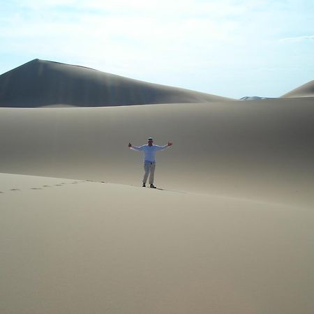 Golden Gobi Hostel & Tours Ulan Bator Exterior foto