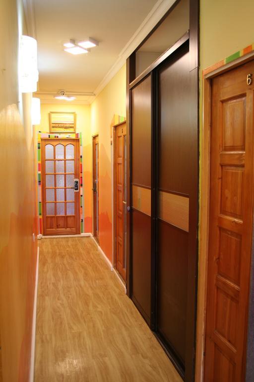 Golden Gobi Hostel & Tours Ulan Bator Exterior foto